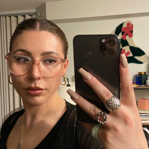 Hi, I’m Sasha! - Picture 2 of 14